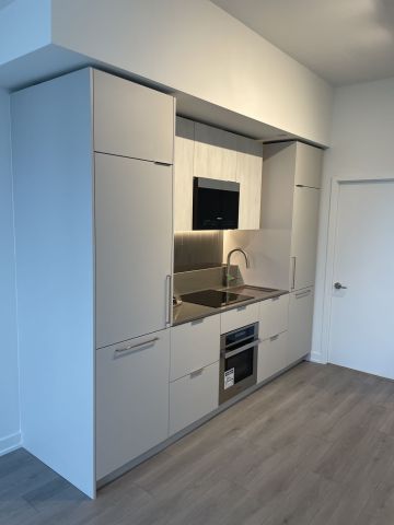 For Lease - 1 Fairview Road Unit# 1606, Mississauga, Ontario - Photo 3