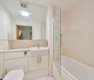 1 bedroom flat to rent - Photo 6