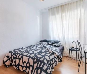 Calle de Aranjuez, Madrid, Community of Madrid 28039 - Photo 2