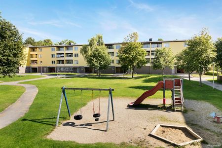 Domaregatan 10 B - Photo 2