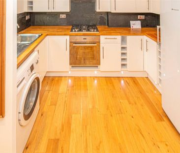 2 bedroom end of terrace house to rent - Photo 6