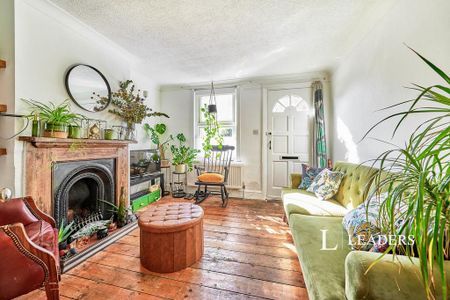 2 bedroom terraced house to rent - Photo 3