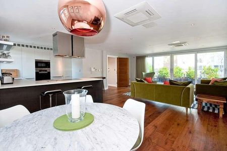 Clerkenwell Road, Clerkenwell, London, EC1M - Photo 3