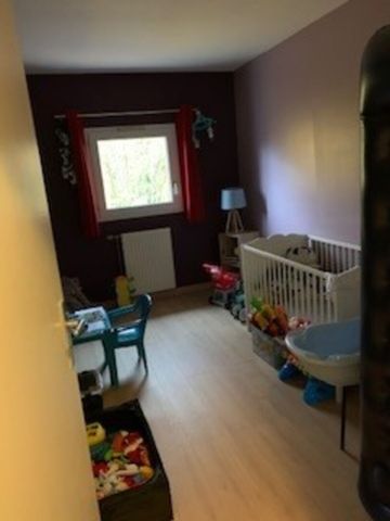 Appartement T3 Jouy-le-Moutier à louer - Photo 2