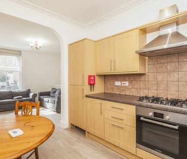 Camberwell New Road, London, SE5 - Photo 5