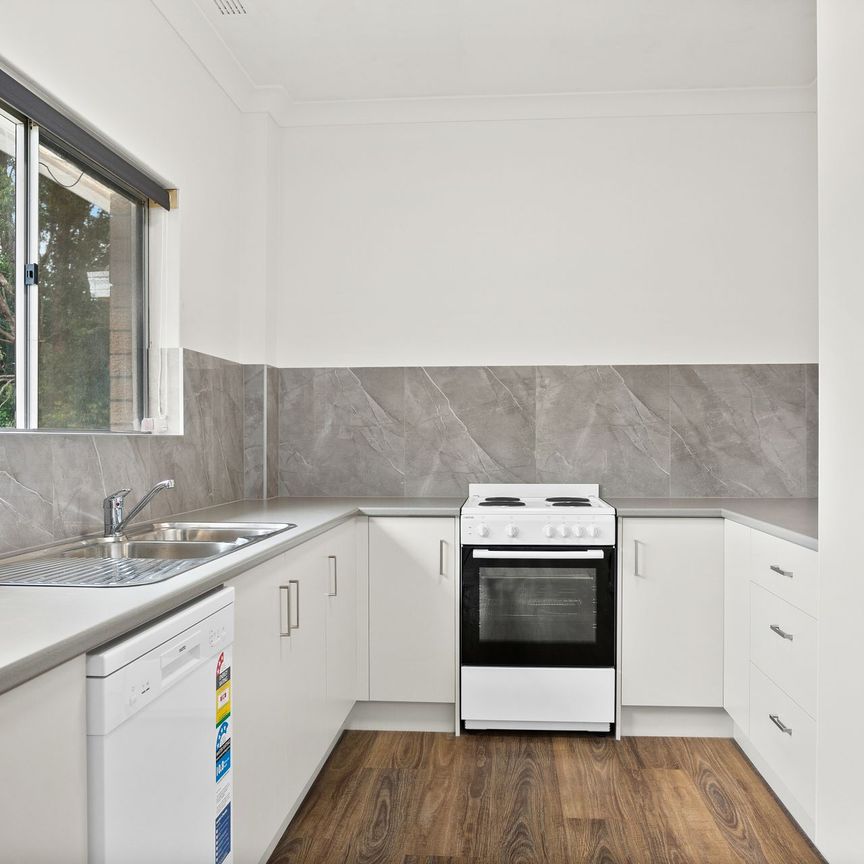 Unit 4/187 Gipps Road - Photo 1