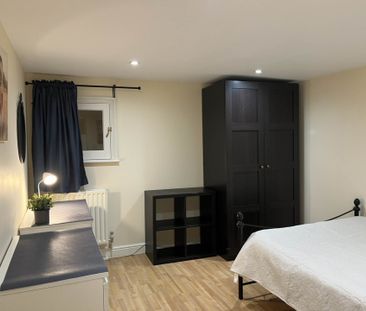 Room 2, 30 Springfield Road, Guildford, Surrey GU1 4DP - Photo 5