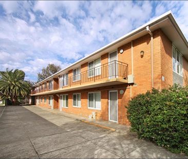 4 / 4 Walnut St, Carnegie - Photo 2