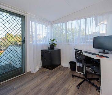 Charming Family Home - Photo 5