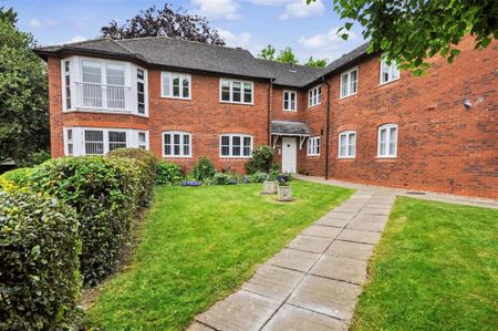 2 bedroom flat to rent - Photo 2