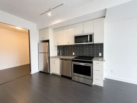 For Lease - 2799 Kingston Road Unit# 308, Toronto, Ontario - Photo 3