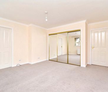 3 bedroom detached bungalow to rent - Photo 5