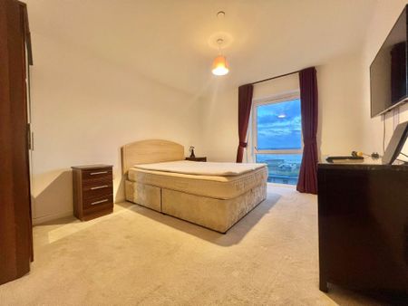 3 bedroom flat to rent - Photo 5