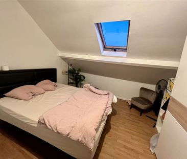 Duplex met 3 slaapkamers, 2 keukens en 2 badkamers - Photo 4
