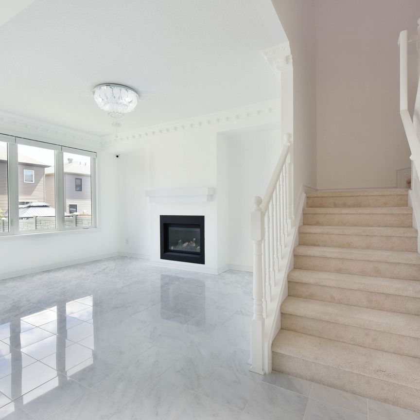 For Lease - 107 WESTOVER Crescent, Kanata, Ontario - Photo 1