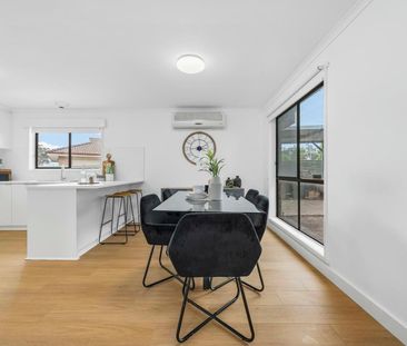 Neat & Convenient Living in Sebastopol - Photo 6