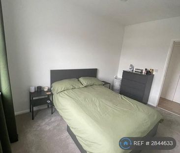 2 bedroom flat to rent - Photo 6