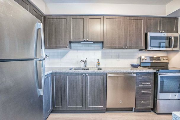 For Lease - 1110 Walden Circle Unit# 405, Mississauga, Ontario - Photo 1