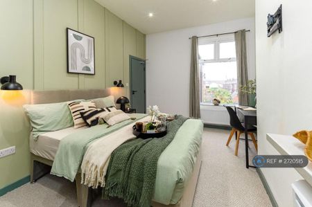 1 bedroom in a house share to rent - Photo 2