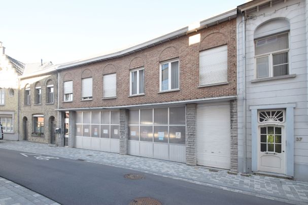 Ruim 3-slaapkamerappartement in centrum Diksmuide - Photo 1