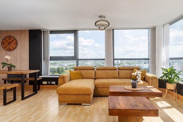 Little Neville Street - Photo 1