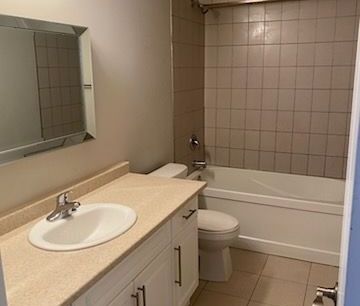 For Lease - 55 Sydenham Wells Crescent, Barrie, Ontario - Photo 5