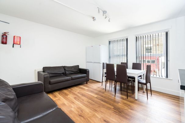 6 Bed Maisonette, Greyhound Road, W6 - Photo 1