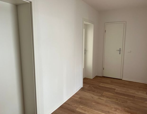 Tolle Wohnung mit Balkon und Einbauküche, Gutschrift 500€ - Photo 1