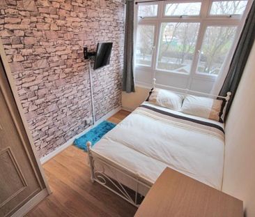 4 bedroom maisonette to rent - Photo 1