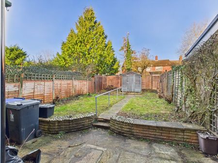 Rowan Close, Beaconsfield,HP9 - Photo 4