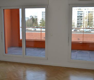 location Appartement T2 DE 51.1m² À VELIZY-VILLACOUBLAY - Photo 5