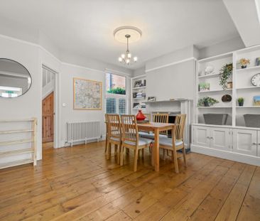 3 bedroom terraced house to rent - Photo 4