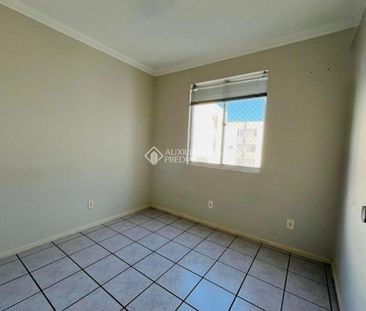 Apartamento com 4 quartos e 85m² para alugar em Carvoeira, Florianó... - Foto 2