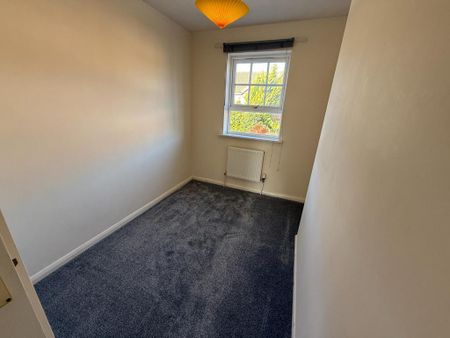 3 bedroom detached house to rent - Photo 5