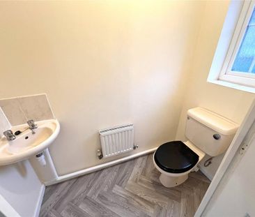 2 bedroom terraced house to rent - Photo 6