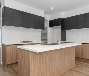 Brand new elegant home - Photo 1