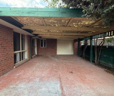 4 BEDROOM HOME IN DOVETON! - Photo 6