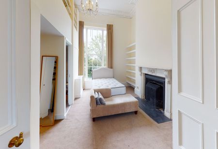 1 Bedroom plus mezzanine apartment @ Waterloo Road, Dublin 4, D04 F9W0. - Photo 4