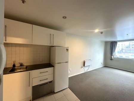 Central City Apartment - Photo 2