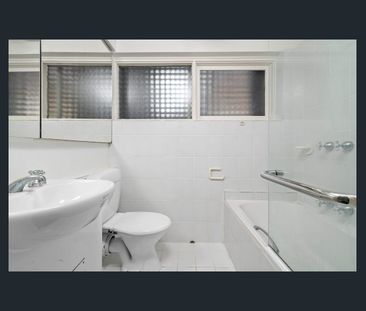 Central Location! - Photo 3