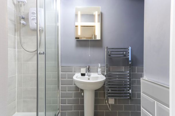 Studio Apartment – Medium Let - Photo 1