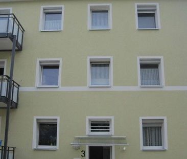 Renovierte 3 - Zimmer Wohnung mit Balkon! - Foto 2