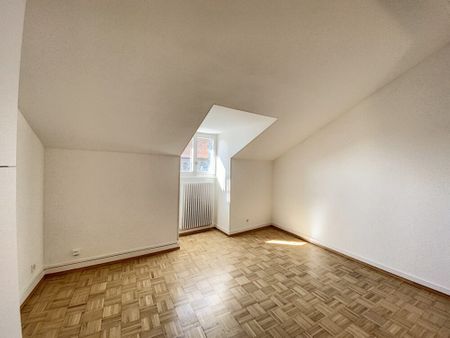 Beau duplex de 3 pièces avec mezzanine en plein coeur de Lausanne - Foto 4