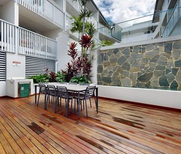 Furnished Apartment. Flexible Lease. Great Location! - Photo 6