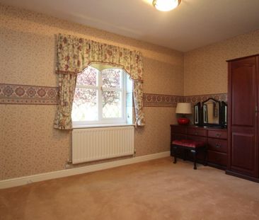 3 bedroom Bungalow To Let Total Size: 980 SQ FT - Photo 3