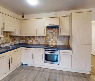 2 bedroom flat to rent - Photo 6