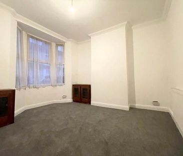 3 bedroom property to rent - Photo 1