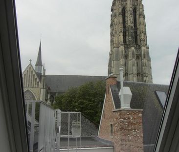 Gezellig 2-SLK dakappartement van 85 m² met zicht op Sint-Romboutstoren - Photo 3