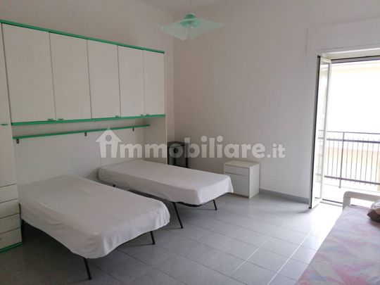 Trilocale via Bari 14, Marina Di Schiavonea, Corigliano-Rossano - Photo 1