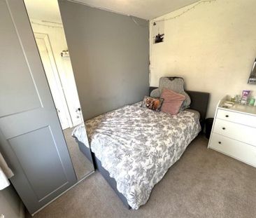 3 Bedroom Semi Detached To Let - Photo 6